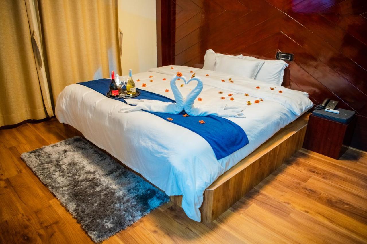 Amlekhganj Quick 20 Riverside Hotel מראה חיצוני תמונה